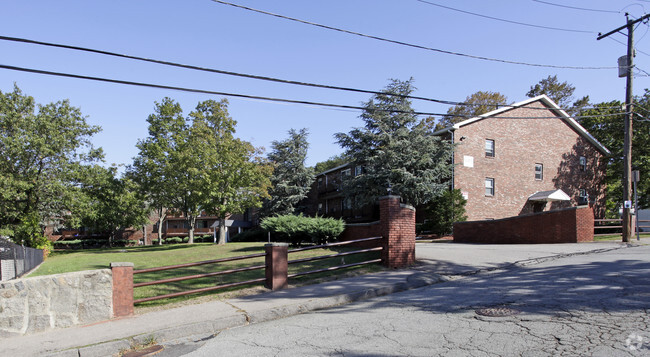 25 Morton ¡St Apts - 25 Morton St Apts