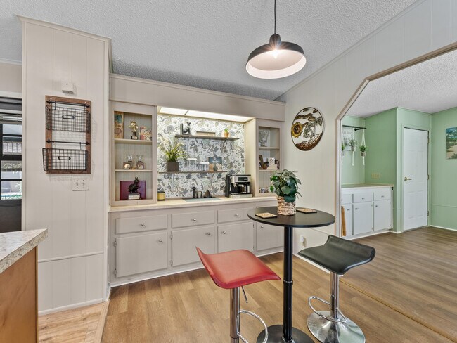 Foto del edificio - 2855 SW Monarch Trail