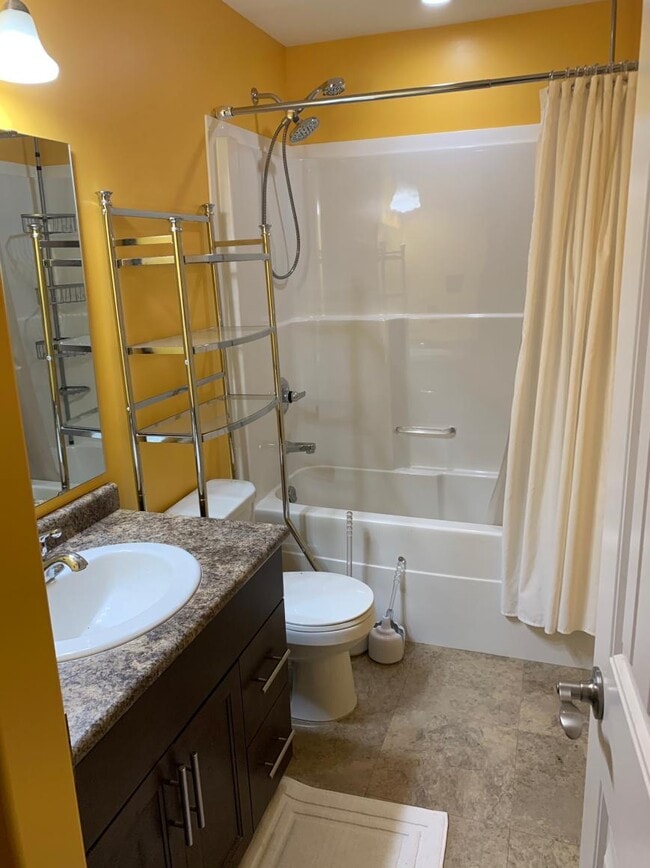 Building Photo - 3 bedroom in Regina SK S0G 4G0