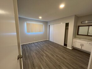 Interior Photo - 951 S. Oxford