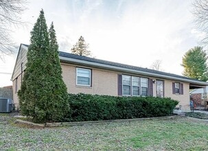 Building Photo - 1172 Dotland Cir