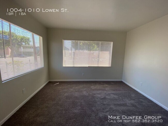 Building Photo - Bright and cozy apartment in Wilmington.