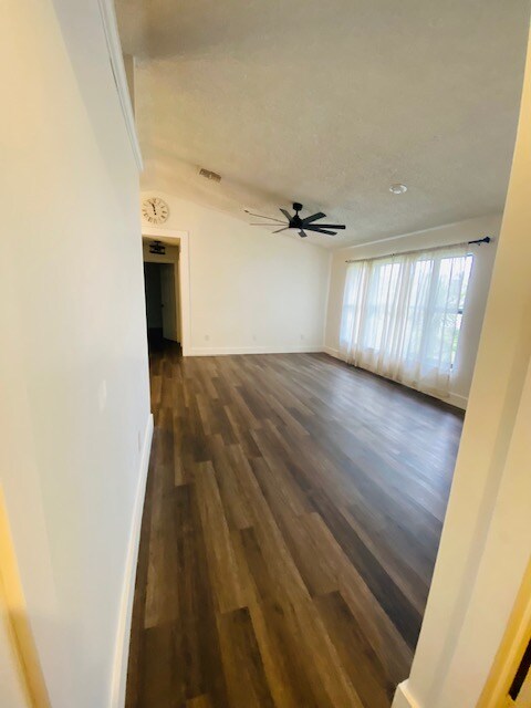 Foto del edificio - 3743 SW Findlay St