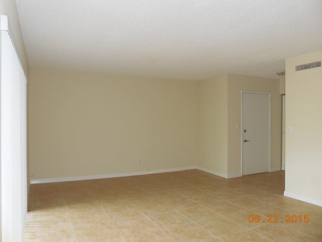 Foto del edificio - 841 N. Keene Rd. C