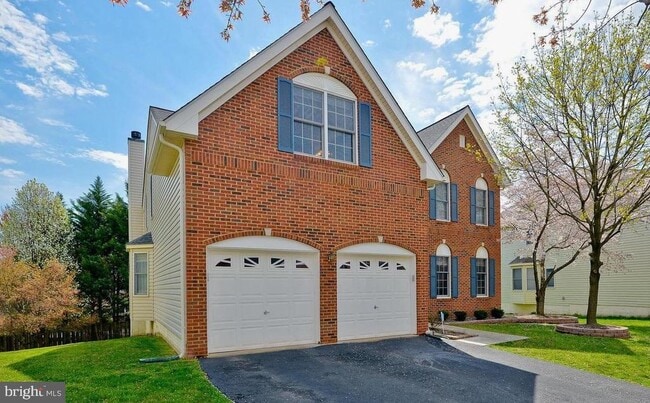 Foto del edificio - 2821 Thistleberry Ct