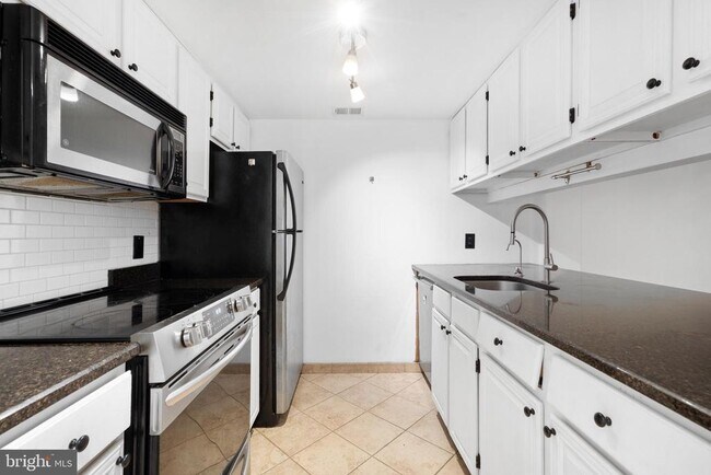 Foto del edificio - 130 N Bread St