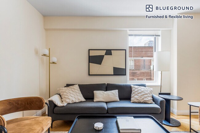 Foto del edificio - 30 Park Ave