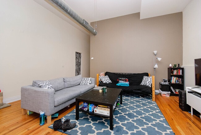 Foto del edificio - 1700 Barry