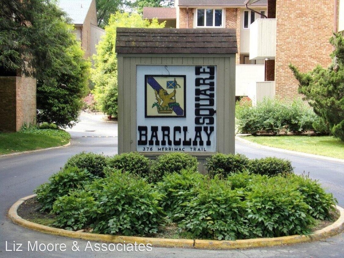 Primary Photo - 2 br, 2 bath House - 376 Merrimac Trail, U...