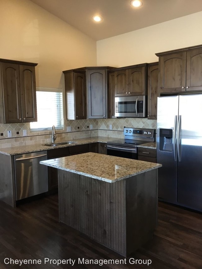 Building Photo - 2 br, 1 bath House - 4621 Garnet