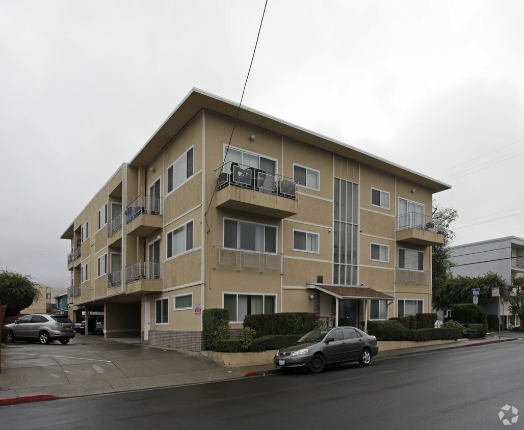 Building Photo - 288 88th St