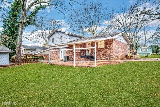 Foto del edificio - 2230 Emerald Springs Dr