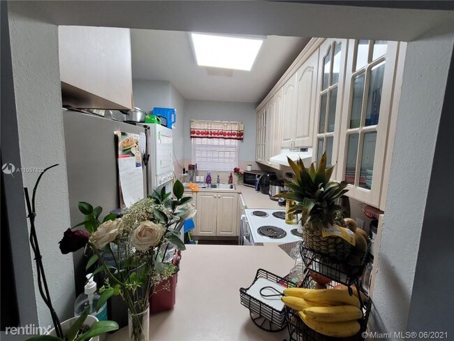 Foto del edificio - 10850 W Flagler St
