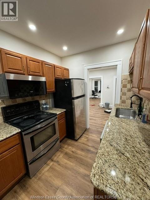 Building Photo - 114 Elm Ave