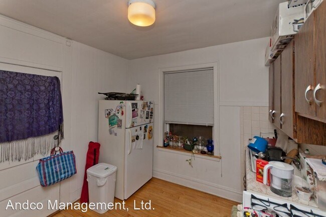 Foto del edificio - 4823 W Addison St