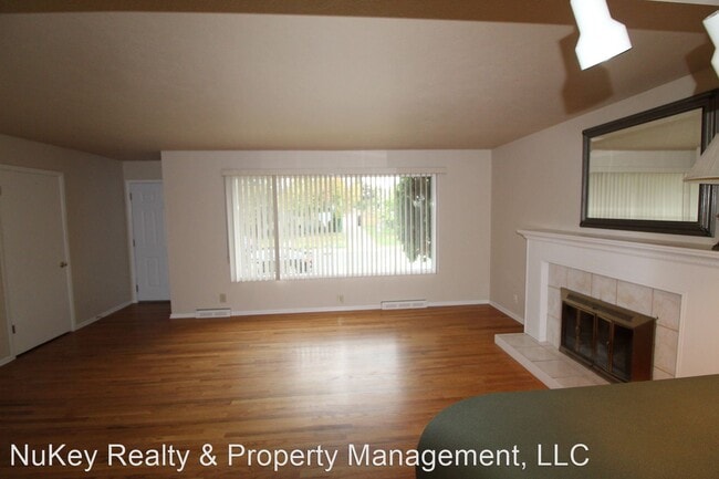 Building Photo - 2 br, 2 bath House - 1312 E. 40th Ave.