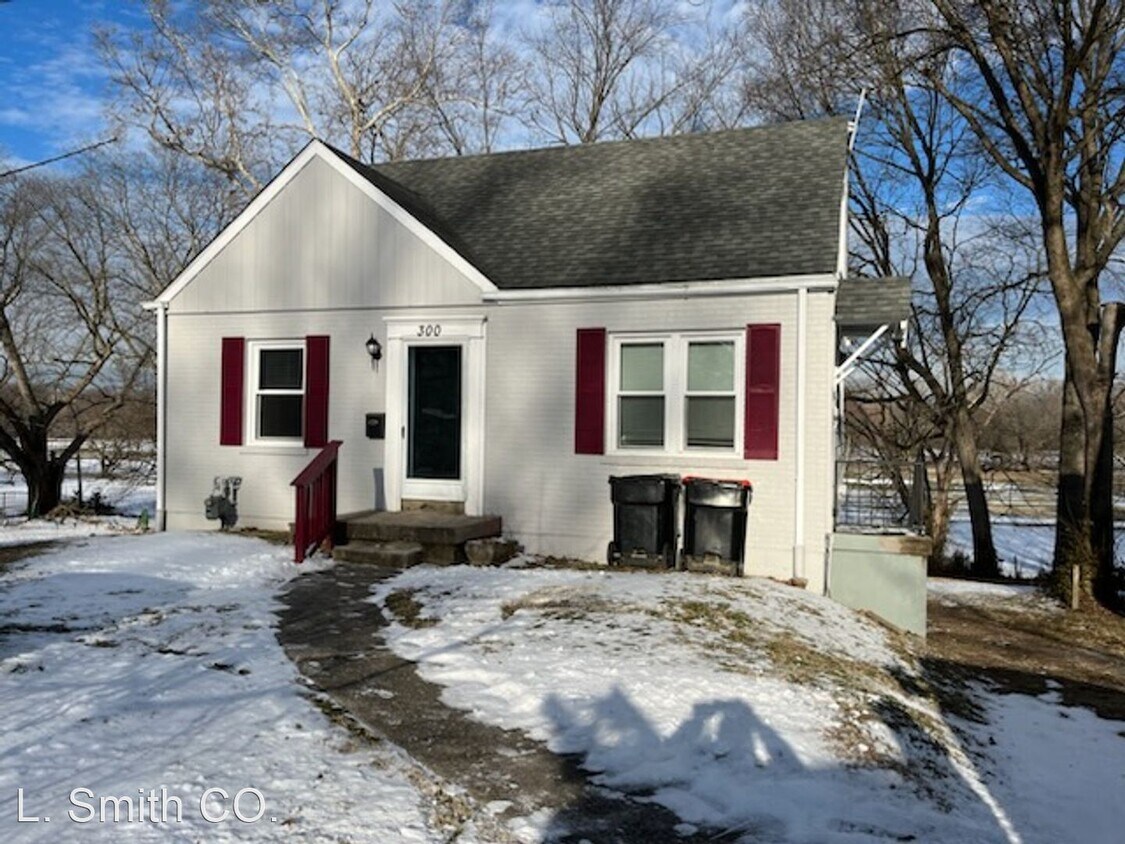 300 Northwestern Pkwy, Louisville, KY 40212 House Rental in Louisville, KY