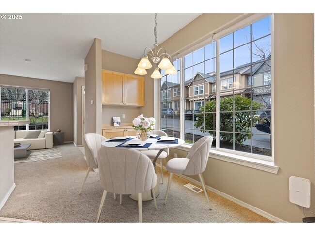 Photo - Stylish 3-Bedroom Home with Pool, Clubhous...