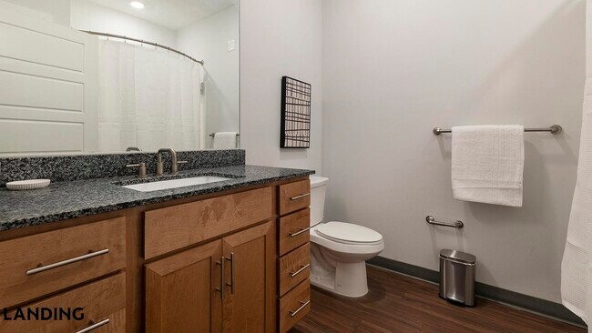 Foto del edificio - 302 13th St S