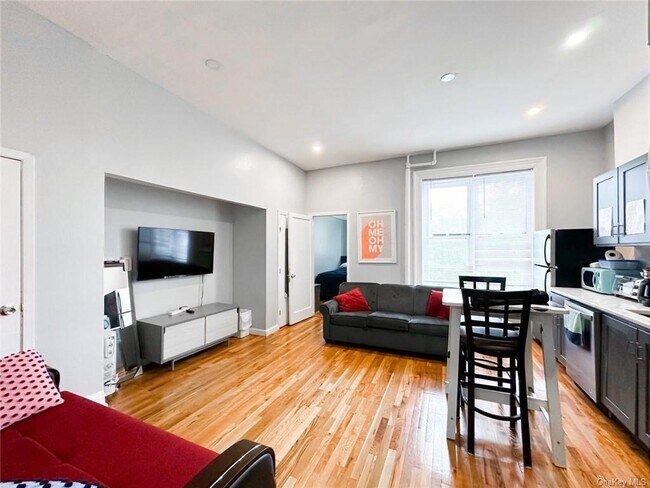 Foto del edificio - 423 W 144th St