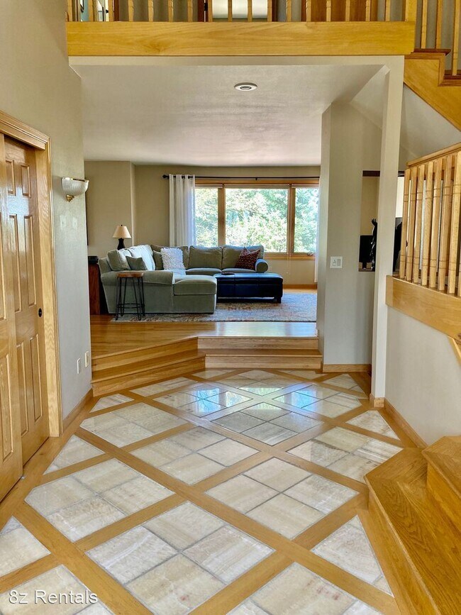 Foto del edificio - 4 br, 4 bath House - 6451 Ace Court