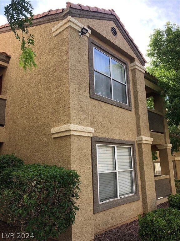 Primary Photo - 2300 E Silverado Ranch Blvd