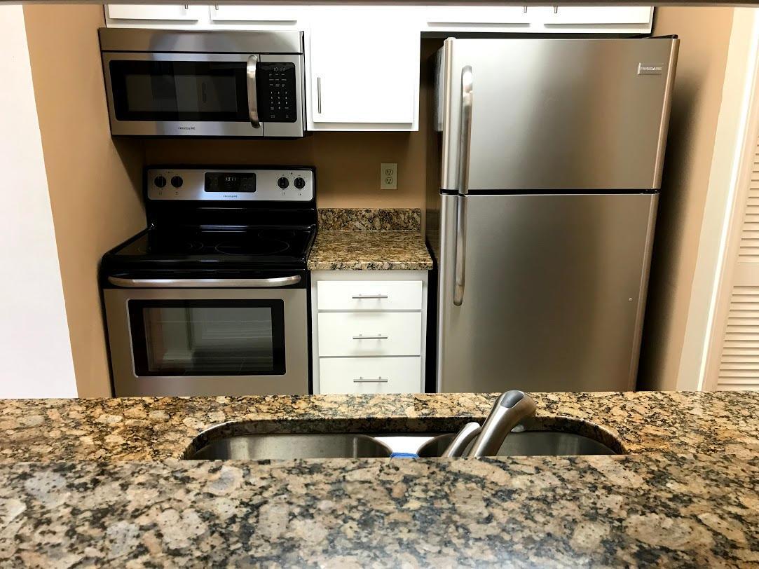 3347 Forest Ridge Rd Unit 3347, Cave Spring, VA 24018 Condo for Rent