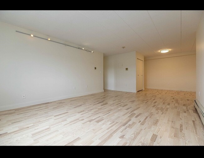 Building Photo - 278 Beacon St
