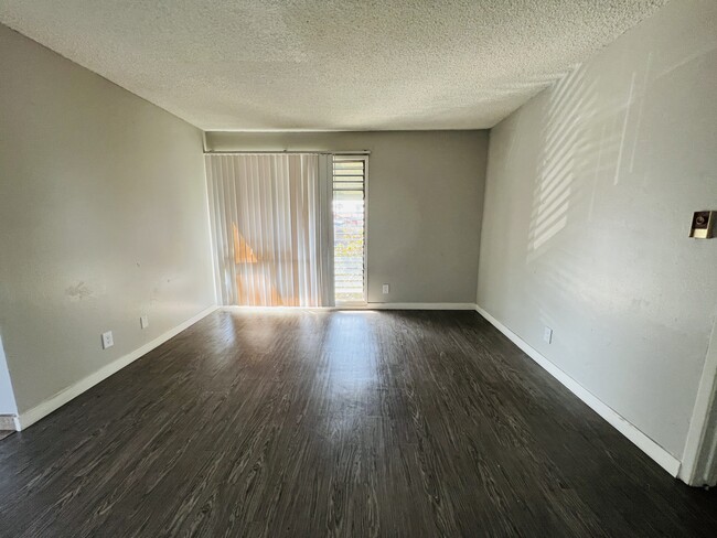 Foto del edificio - 800 Linden Ave