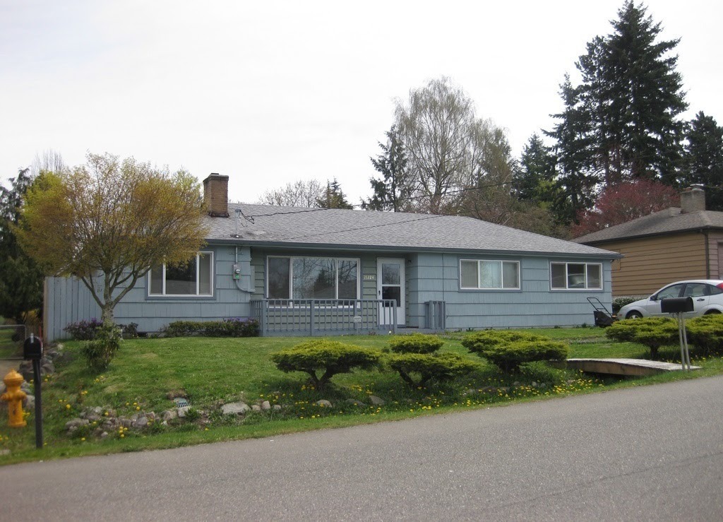 Primary Photo - Rambler. Single Family Home in Des Moines,...