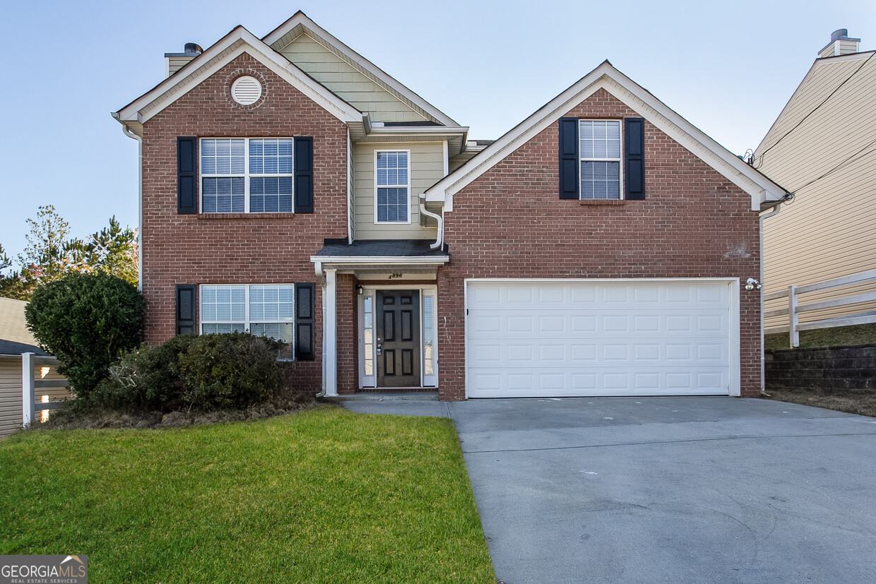 Foto principal - 4896 Browns Mill Ferry Rd