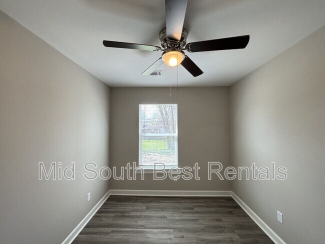 Foto del edificio - 1504 S Valentine St