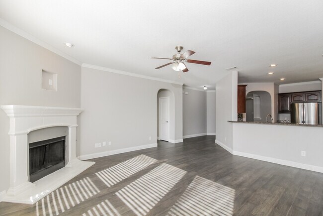 Building Photo - 1405 Zanna Grace Way