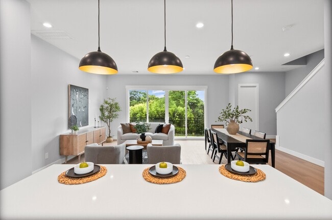 Building Photo - 7229 Tierwester St