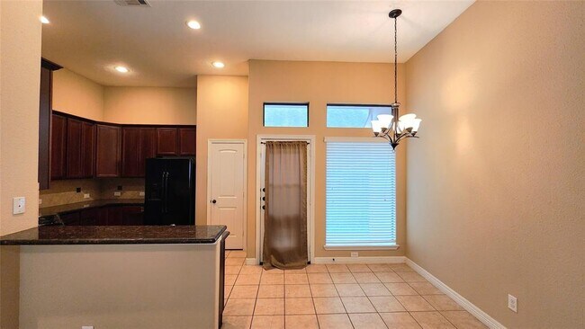 Building Photo - 25147 Alina Ln