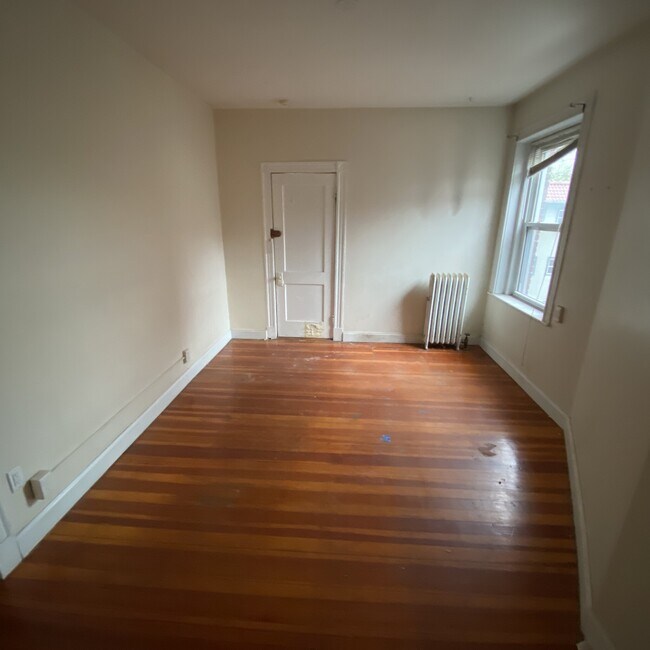 Foto del edificio - 1130 Commonwealth Ave