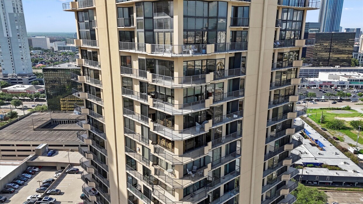 Foto del edificio - 3350 McCue Rd