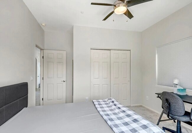 Foto del edificio - 4220 N Montezuma Ave