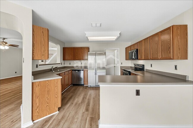 Foto del edificio - 9831 Carswell Peak