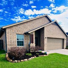 Building Photo - 8626 Willet St
