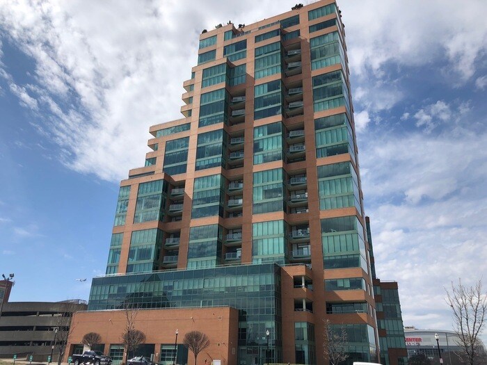 Foto principal - 222 E Witherspoon St