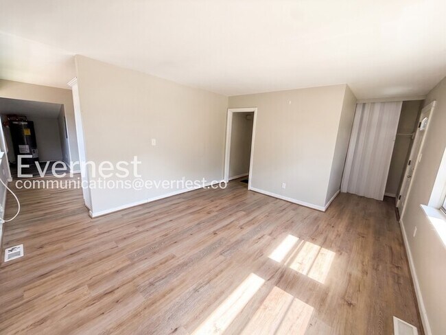 Foto del edificio - 1645 18th Way SW