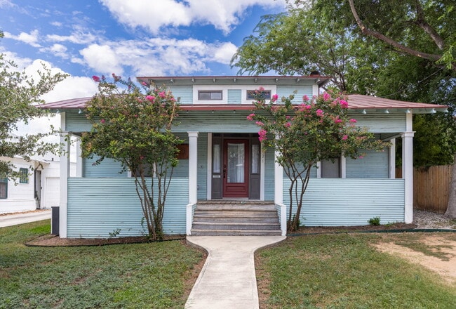 Photo - 1121 East Crockett Street Apartment