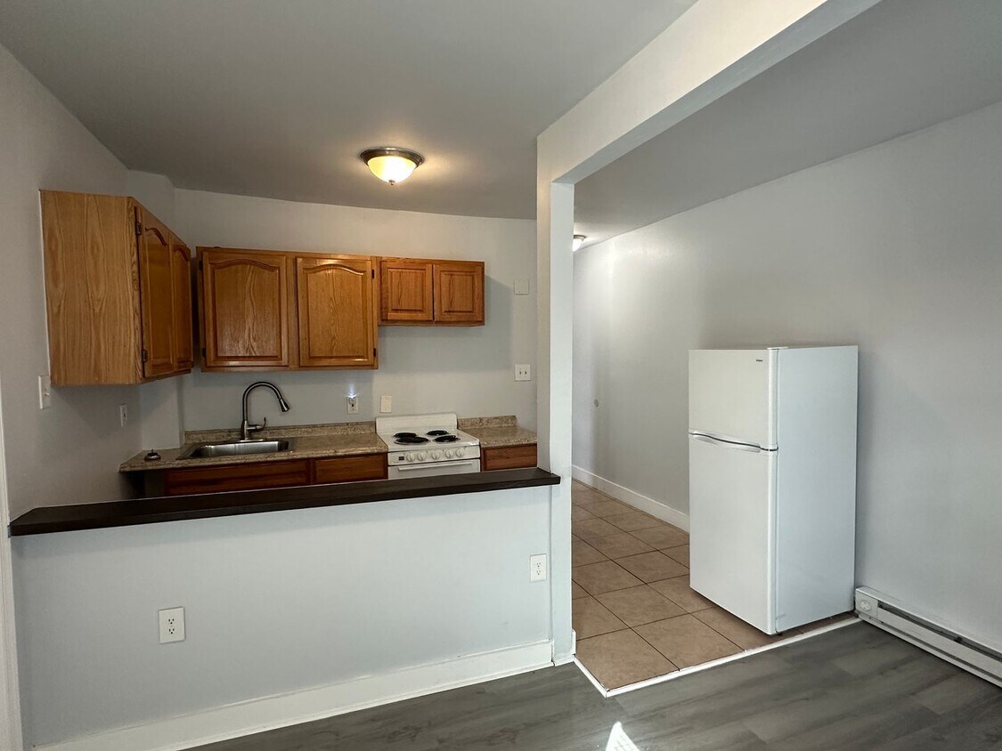 Foto principal - One bed-Chester, PA