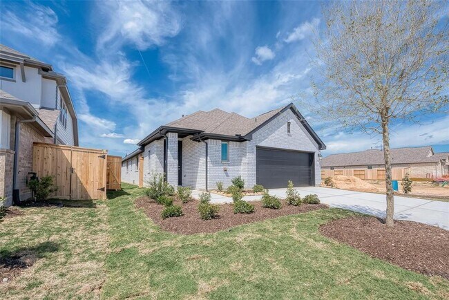 Building Photo - 10439 Shining Dawn Wy