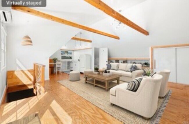 Foto del edificio - 242 W 17th St