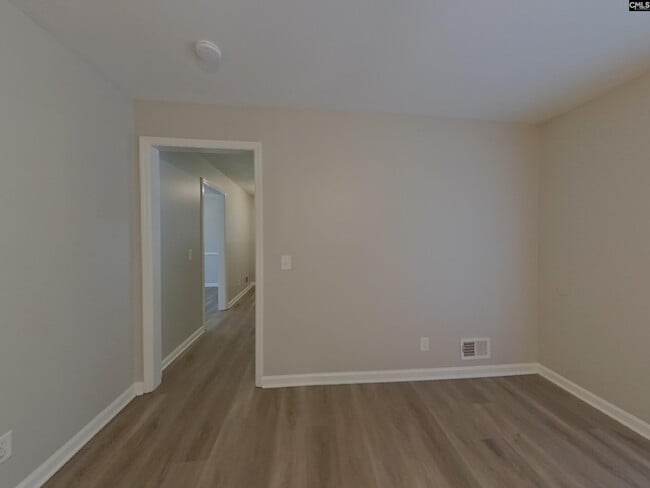 Building Photo - 3959 Notre Dame Pass