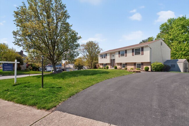 Foto del edificio - 2806 Logway Rd