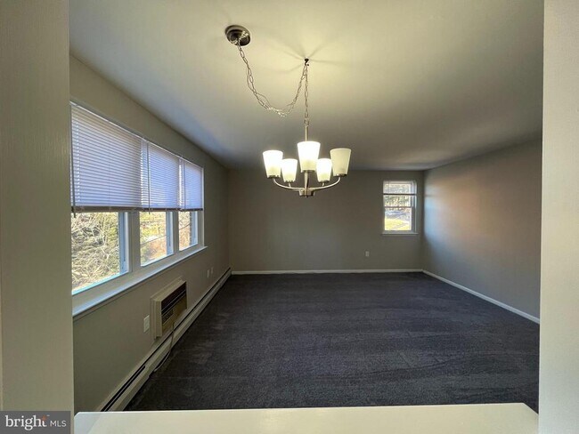 Foto del edificio - 333 Lacey Ave