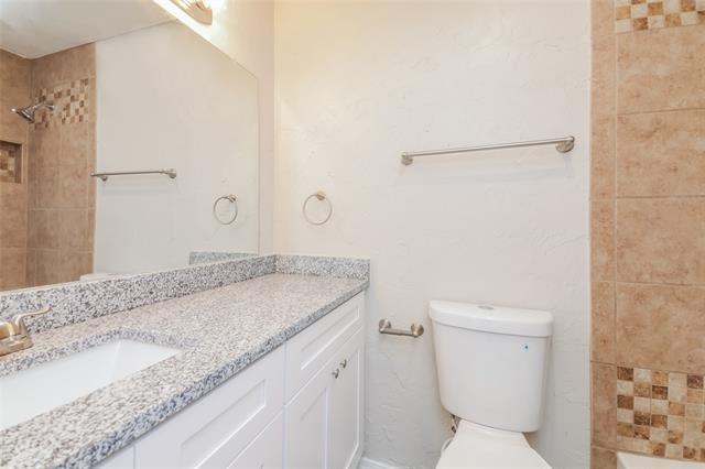 Building Photo - 1702 Marblehead Dr